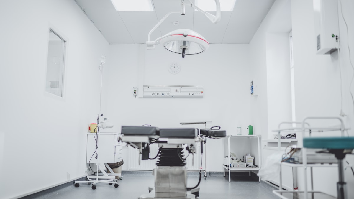 How Can AI Improve Daily Clinic Operations in 2026?